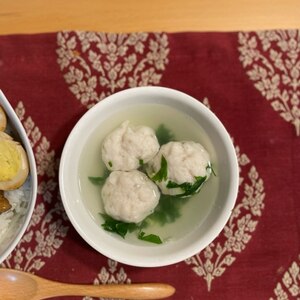 台湾ローカル食堂定番『魚丸湯（ユーワンタン）』